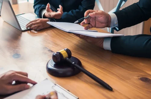 The Strategic Advantage Of Hiring Both Advocates And Legal Consultants