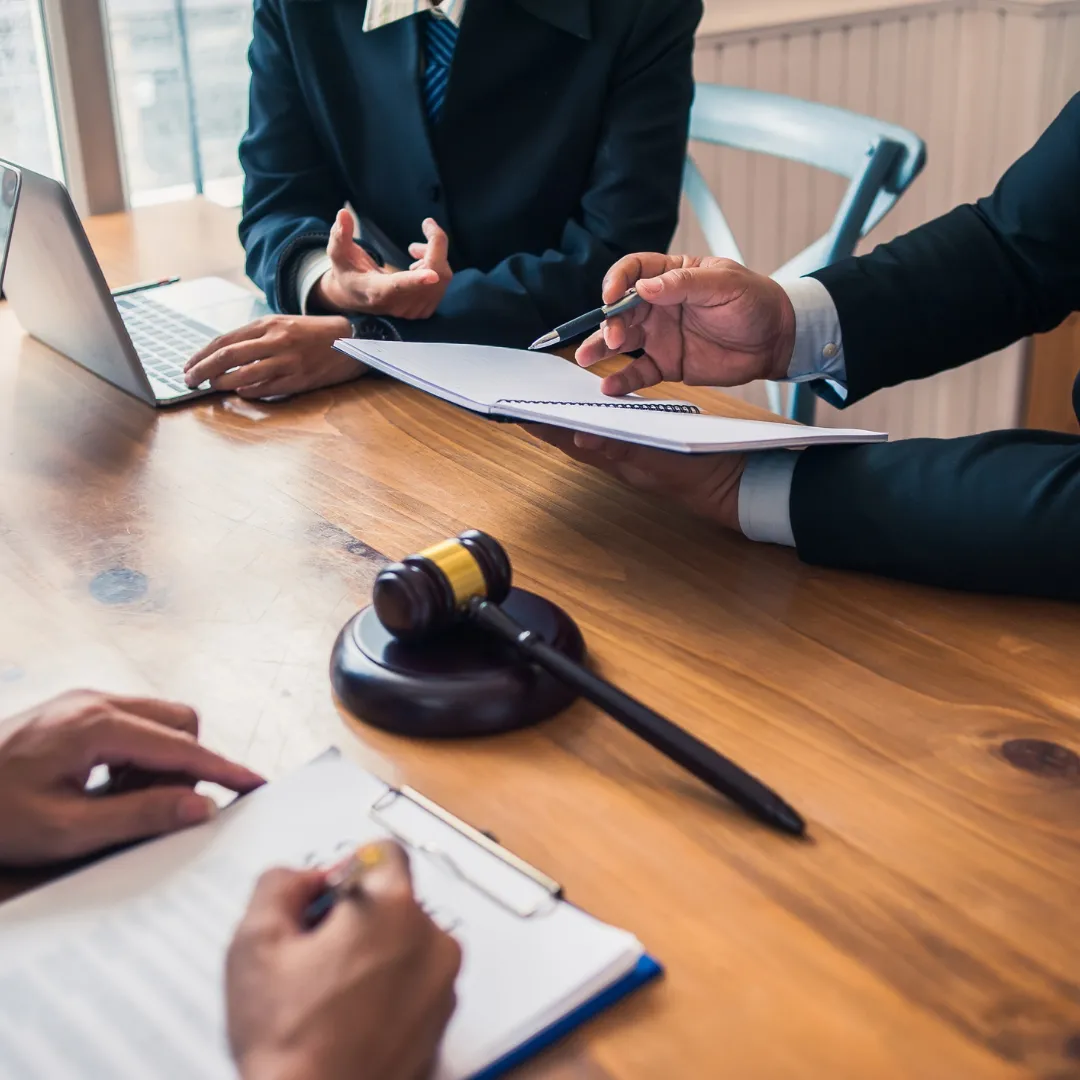 The Strategic Advantage Of Hiring Both Advocates And Legal Consultants